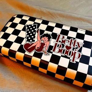 Betty Boop 2 toned wallet